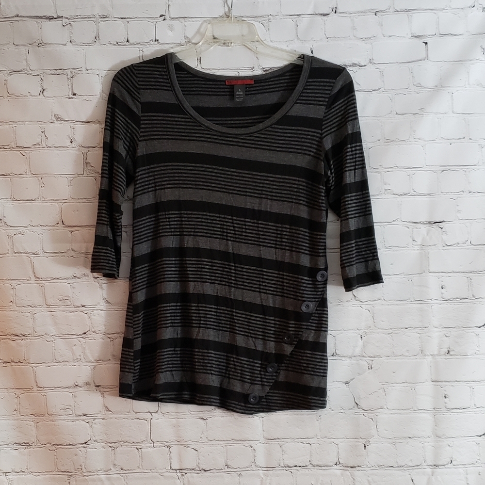 BKE Red Stripped Top. Sz Small